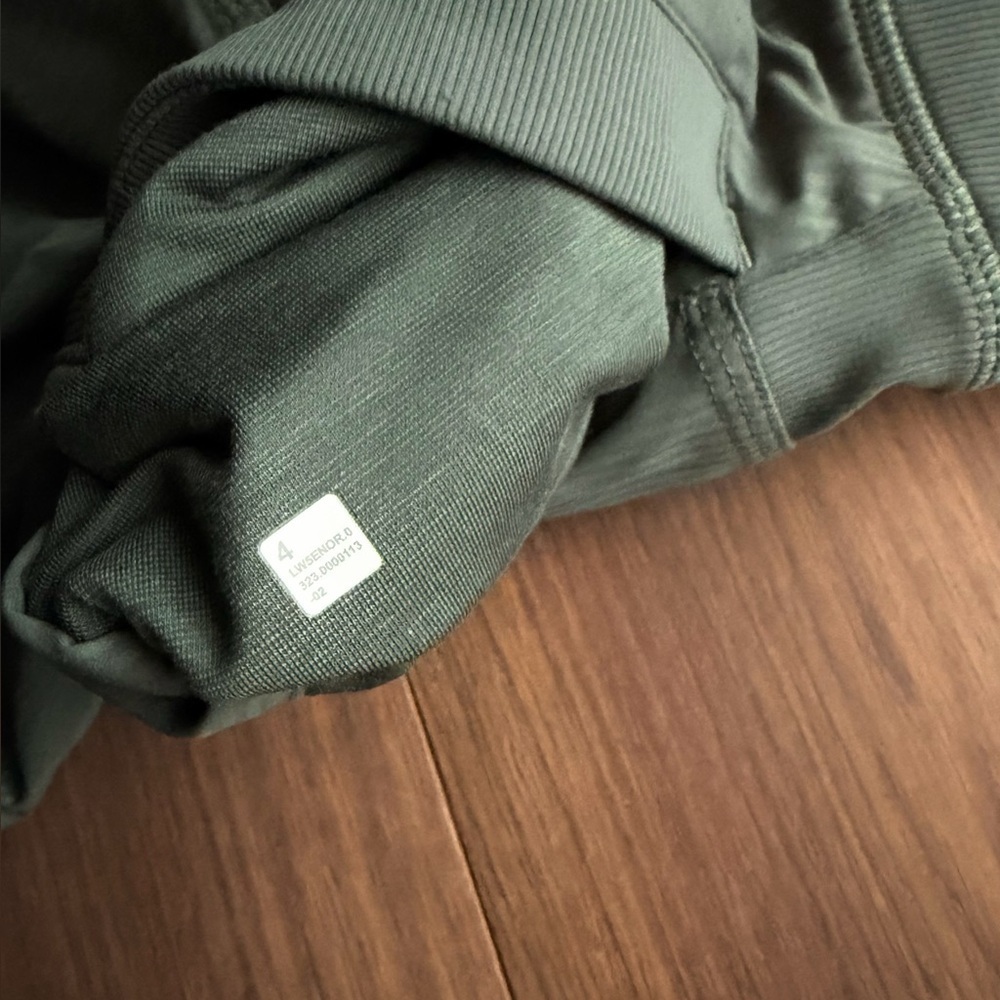 Lulu Dark Forest Studio Pants - Picture 5 of 5